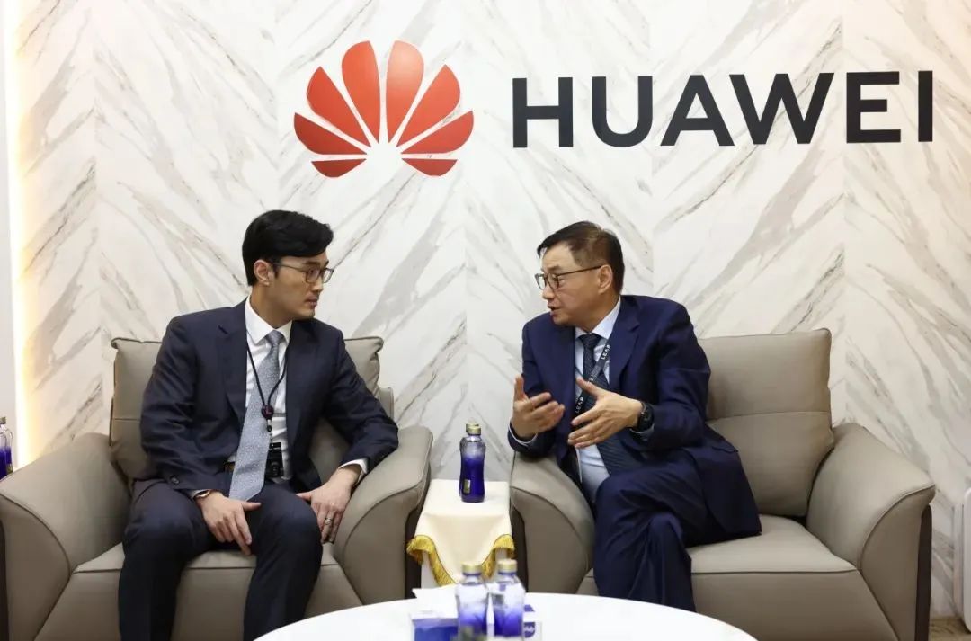 凌云出海，尊龙集团官网动力与华为签定中东中亚合作启动备忘录