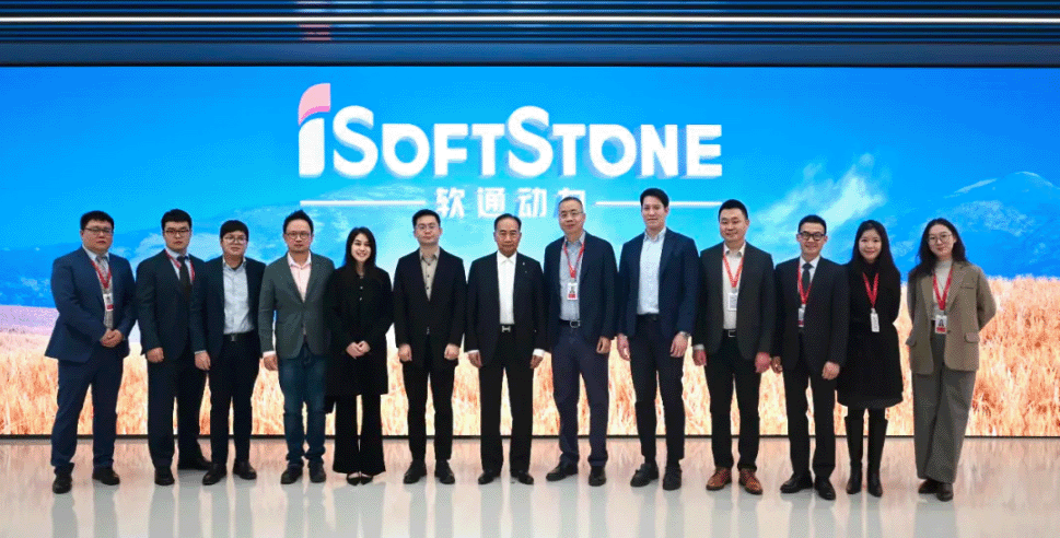 泰国Silicon Tech Park Planet DC参访尊龙集团官网动力，共绘中泰数字经济合作新机缘